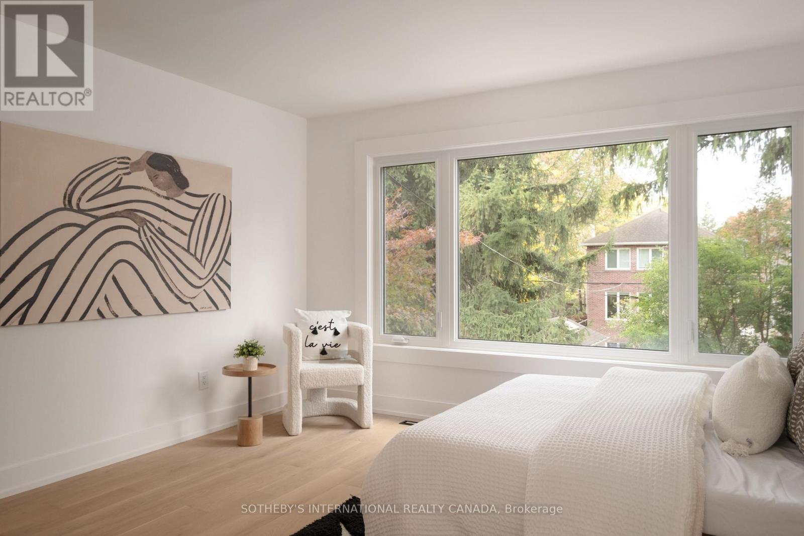 18 Thurston Road, Toronto (mount Pleasant East), Ontario