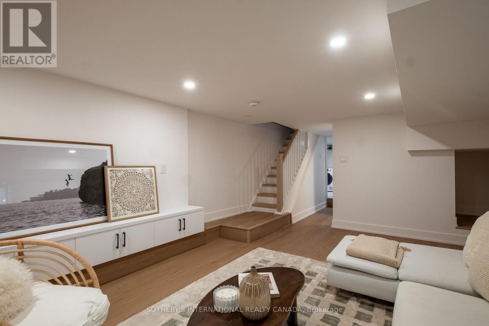18 Thurston Road, Toronto (mount Pleasant East), Ontario