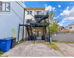1304 QUEEN STREET E