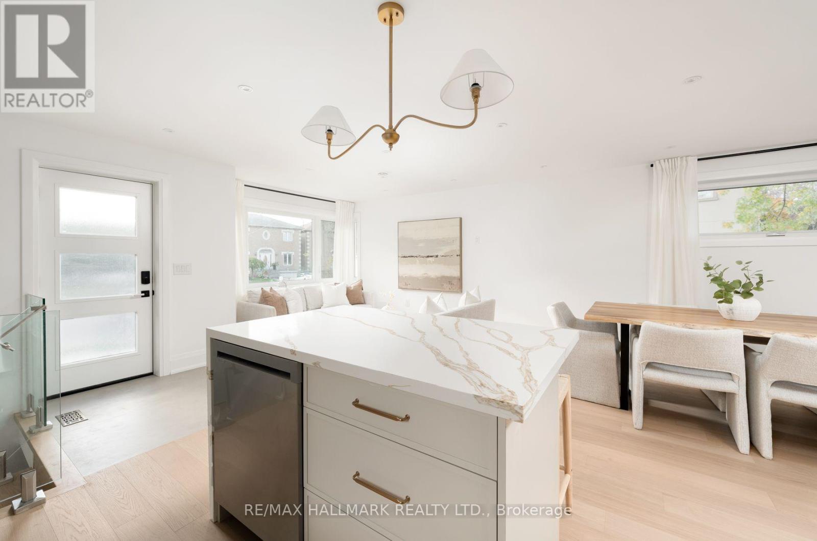 1075 Greenwood Avenue, Toronto (danforth Village-east York), Ontario