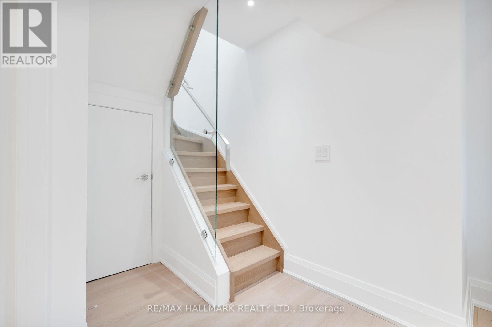 1075 Greenwood Avenue, Toronto (danforth Village-east York), Ontario