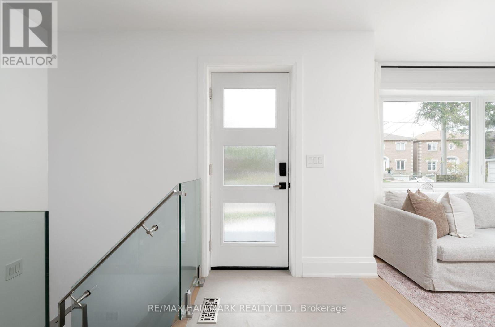 1075 Greenwood Avenue, Toronto (danforth Village-east York), Ontario