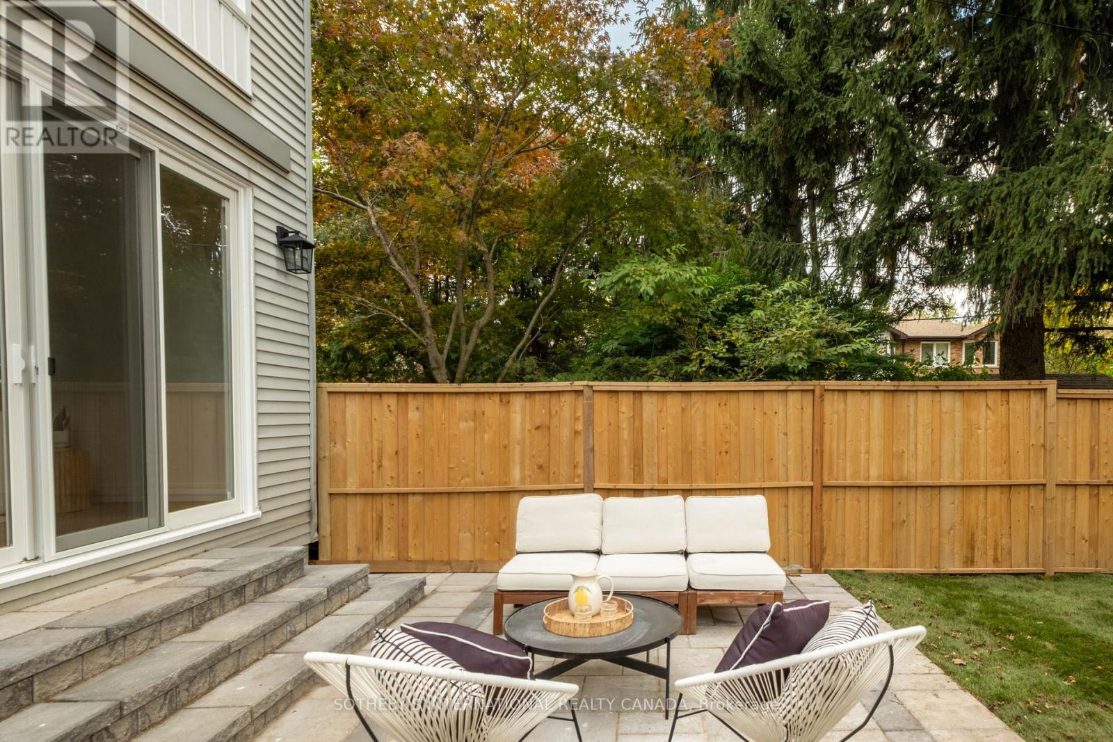 18 Thurston Road, Toronto (mount Pleasant East), Ontario