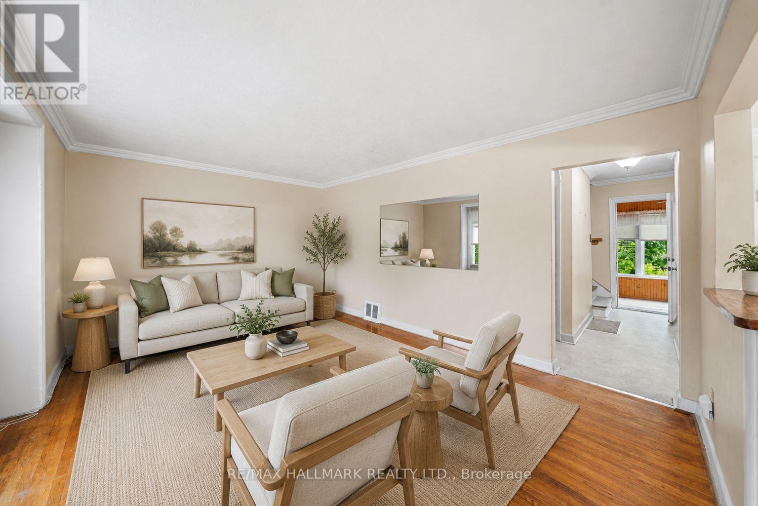 27 Sunray Crescent, Toronto (downsview-roding-cfb), Ontario