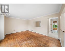 27 SUNRAY CRESCENT