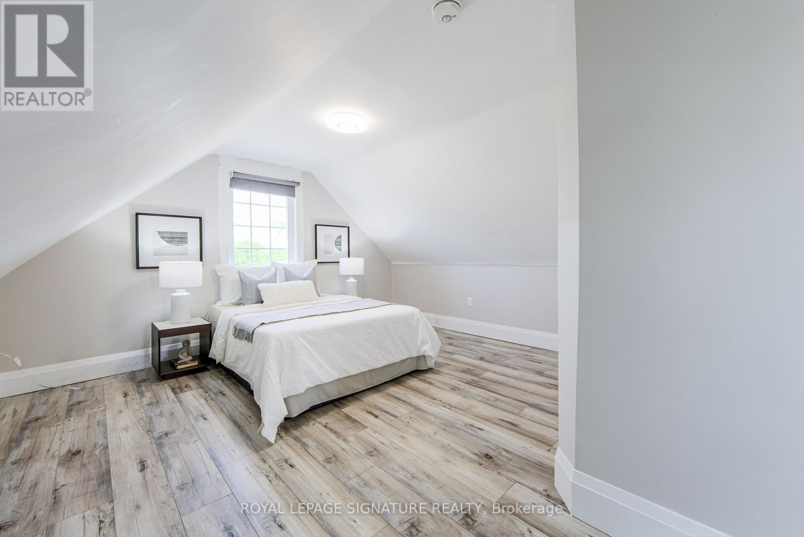 19 Schell Avenue, Toronto (briar Hill-belgravia), Ontario