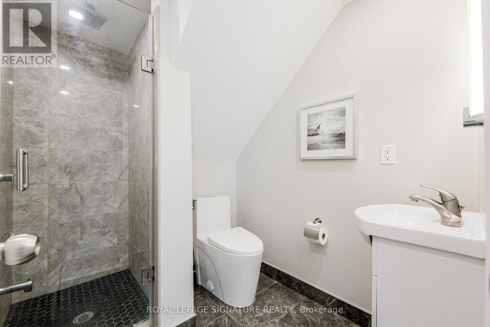 19 Schell Avenue, Toronto (briar Hill-belgravia), Ontario