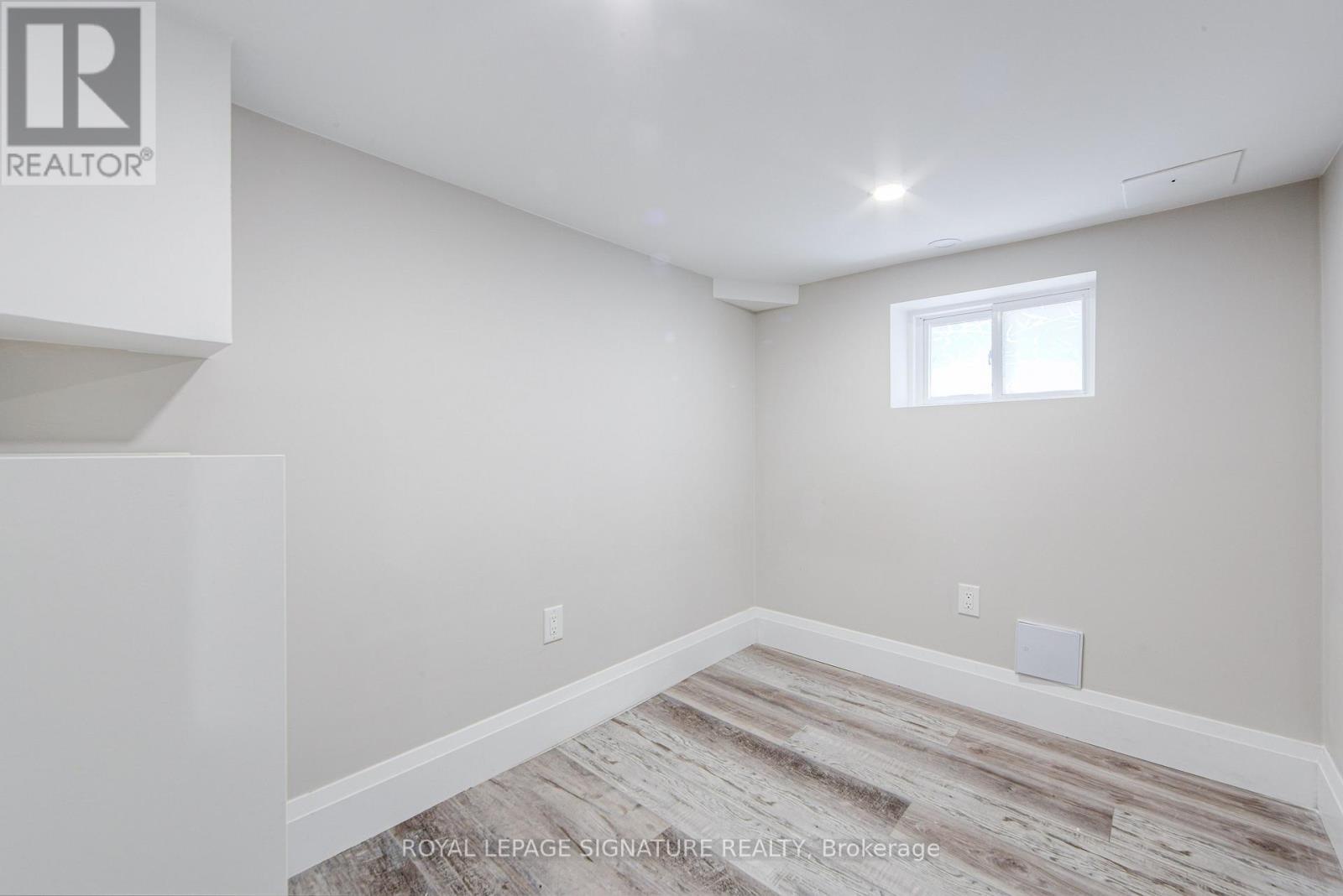 19 Schell Avenue, Toronto (briar Hill-belgravia), Ontario