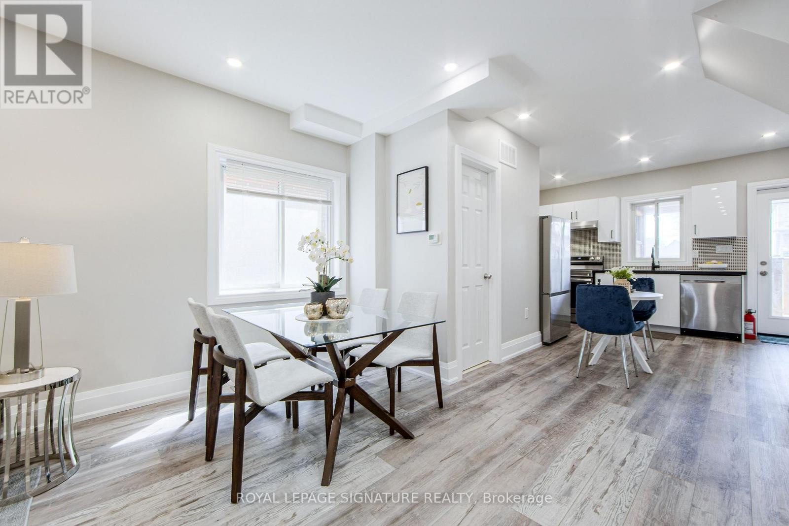 19 Schell Avenue, Toronto (briar Hill-belgravia), Ontario