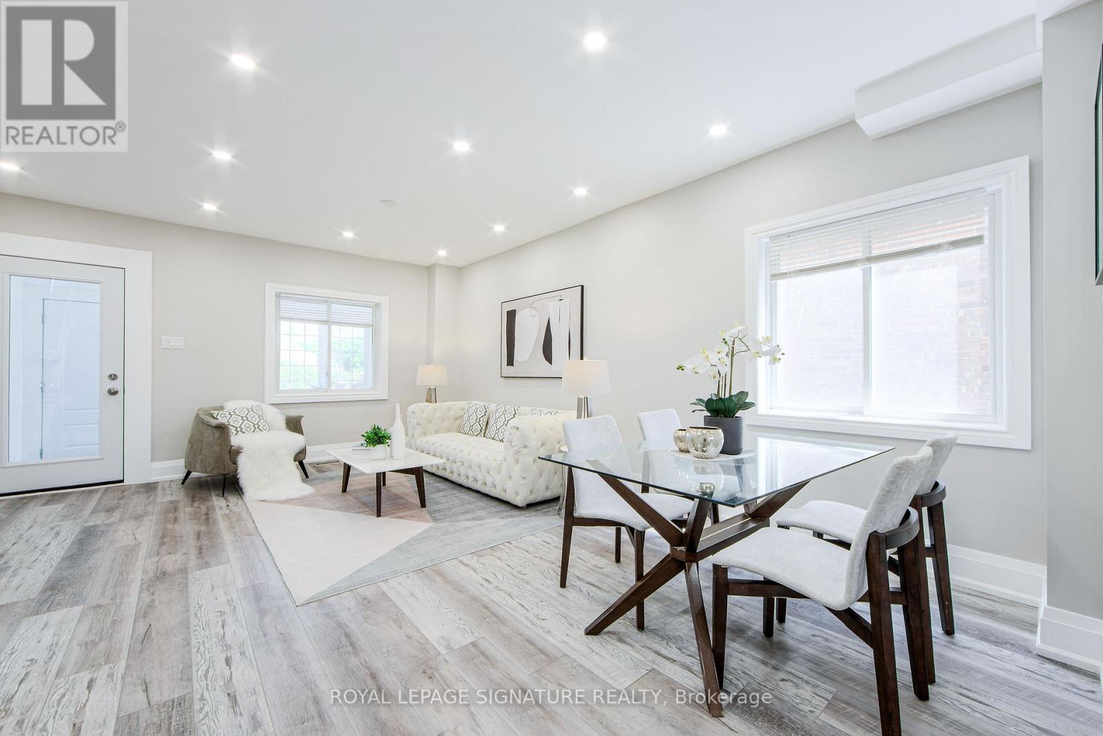 19 Schell Avenue, Toronto (briar Hill-belgravia), Ontario