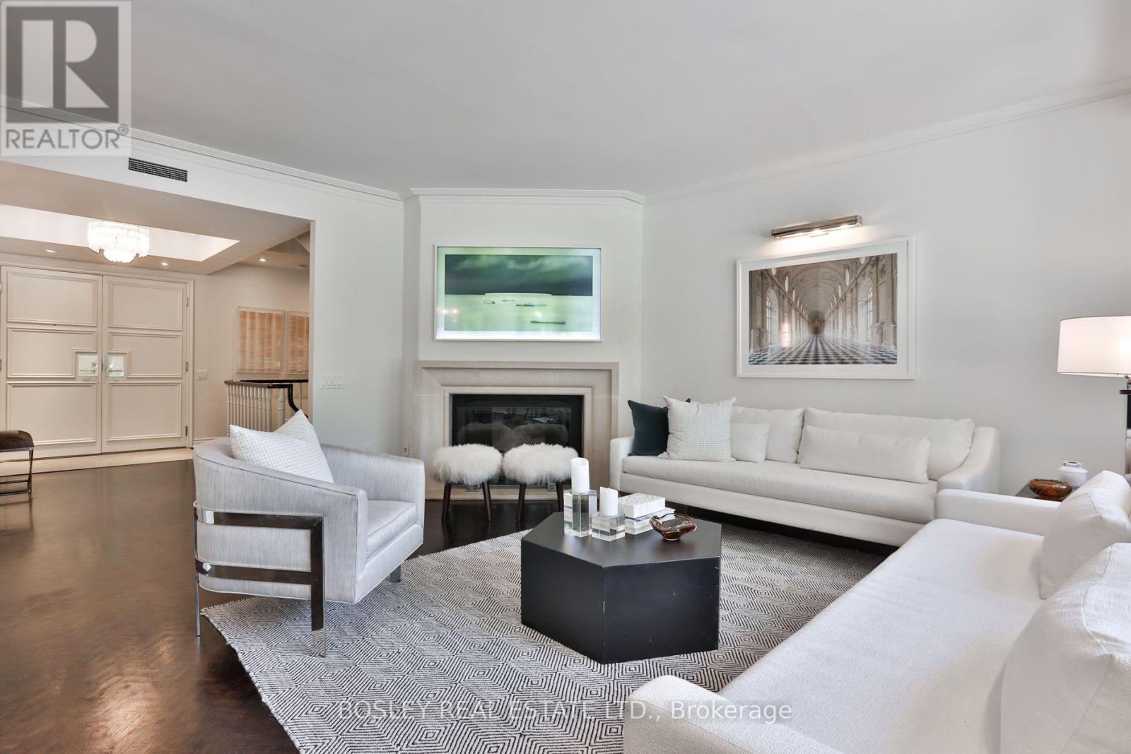 101 - 4 Lowther Avenue, Toronto (annex), Ontario