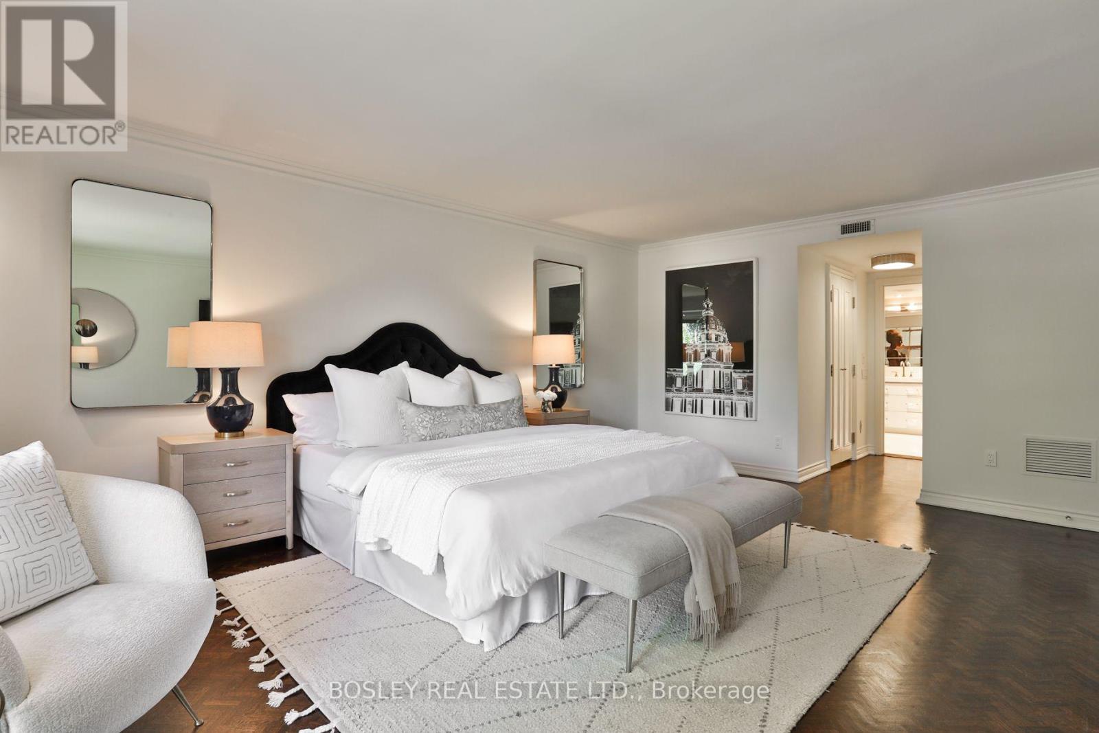 101 - 4 Lowther Avenue, Toronto (annex), Ontario