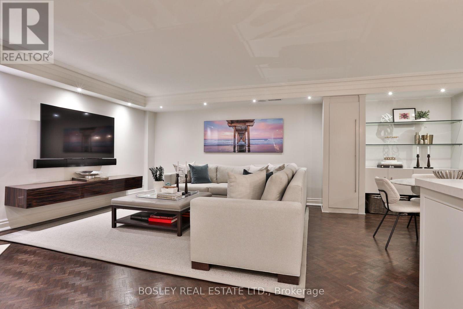 101 - 4 Lowther Avenue, Toronto (annex), Ontario