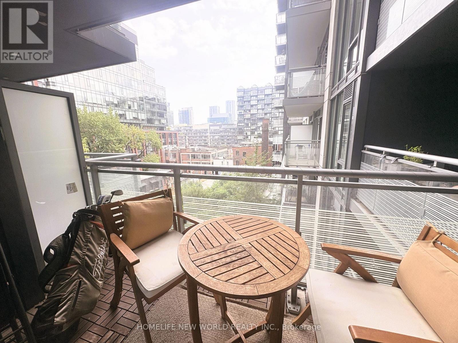 719 - 525 Adelaide Street W, Toronto (waterfront Communities), Ontario