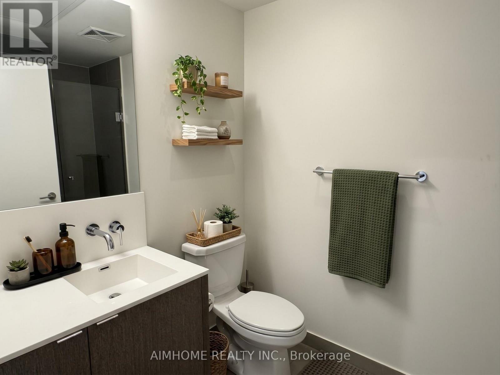 3310 - 100 Harbour Street, Toronto (waterfront Communities), Ontario