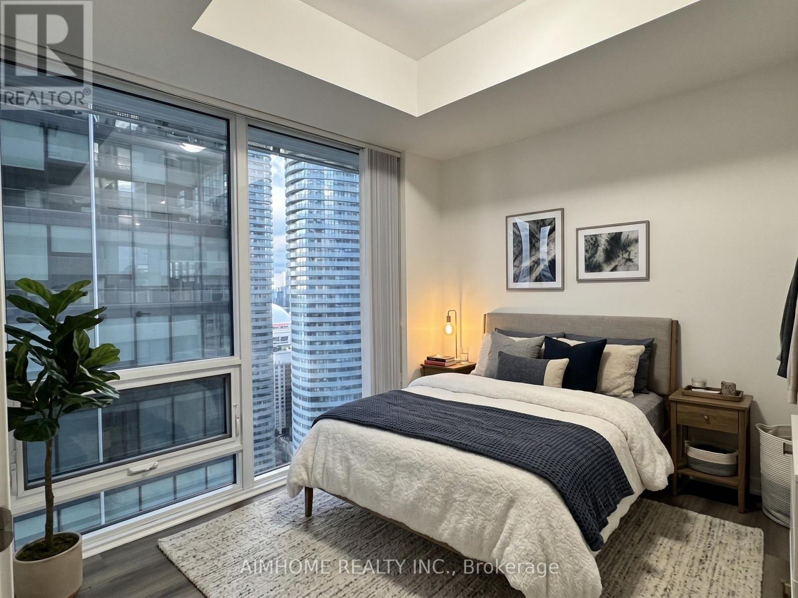 3310 - 100 Harbour Street, Toronto (waterfront Communities), Ontario