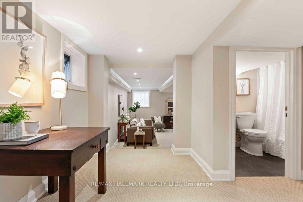 29 Standish Avenue, Toronto (rosedale-moore Park), Ontario