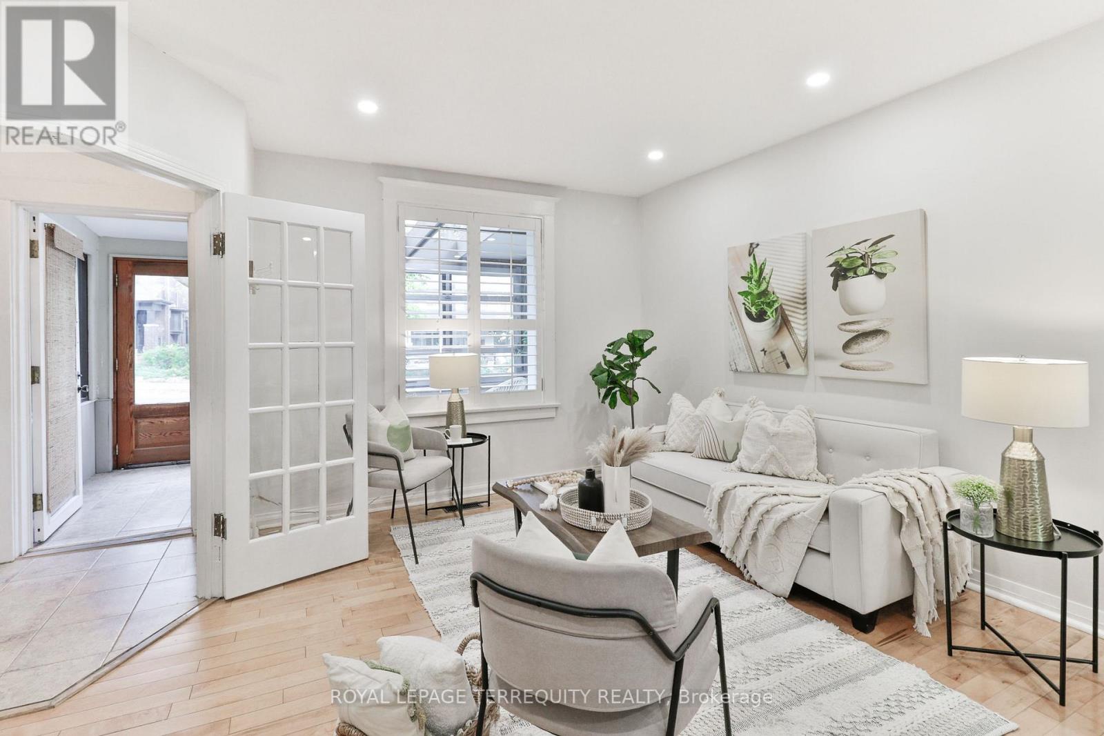 312 Kenilworth Avenue, Toronto (the Beaches), Ontario
