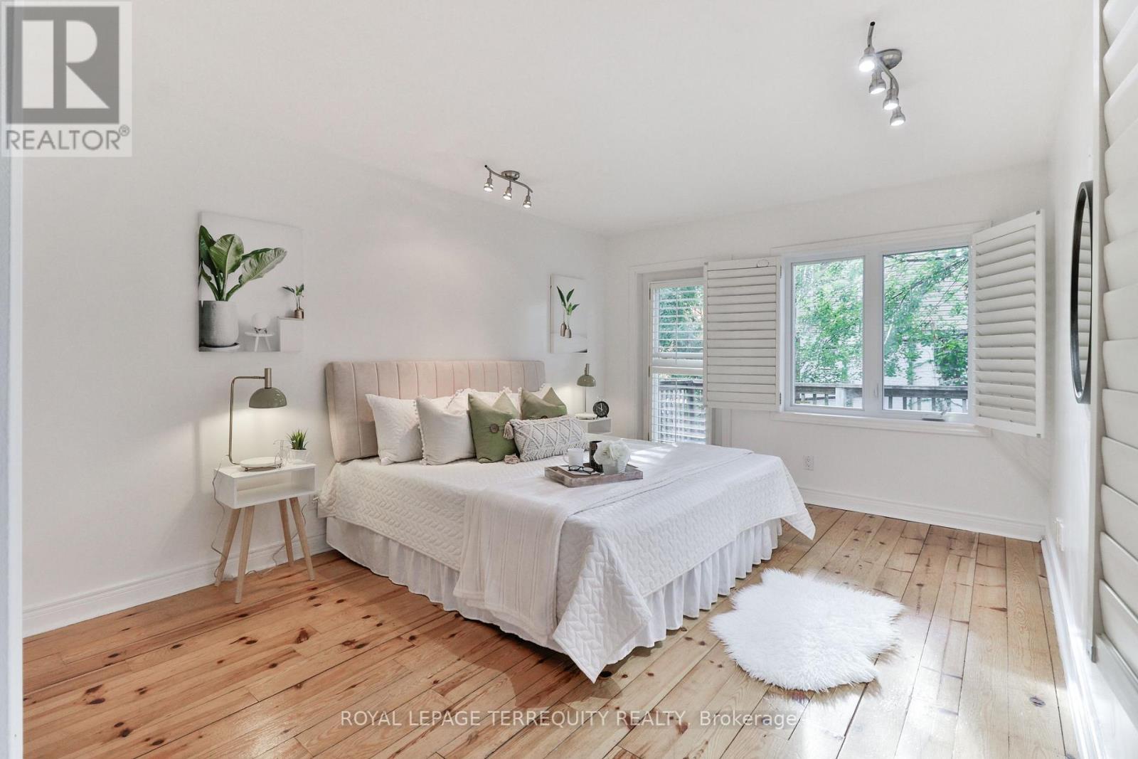 312 Kenilworth Avenue, Toronto (the Beaches), Ontario