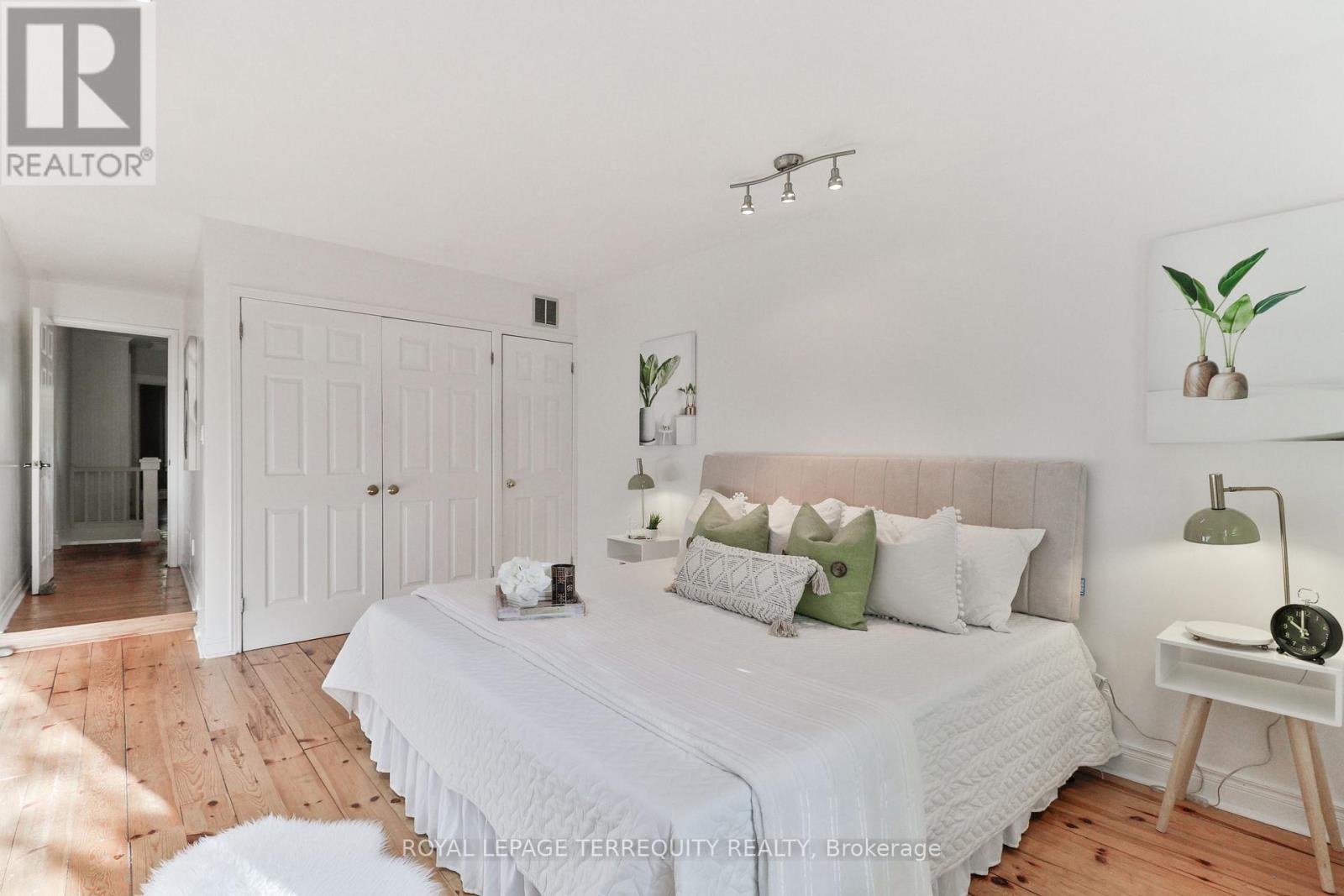 312 Kenilworth Avenue, Toronto (the Beaches), Ontario
