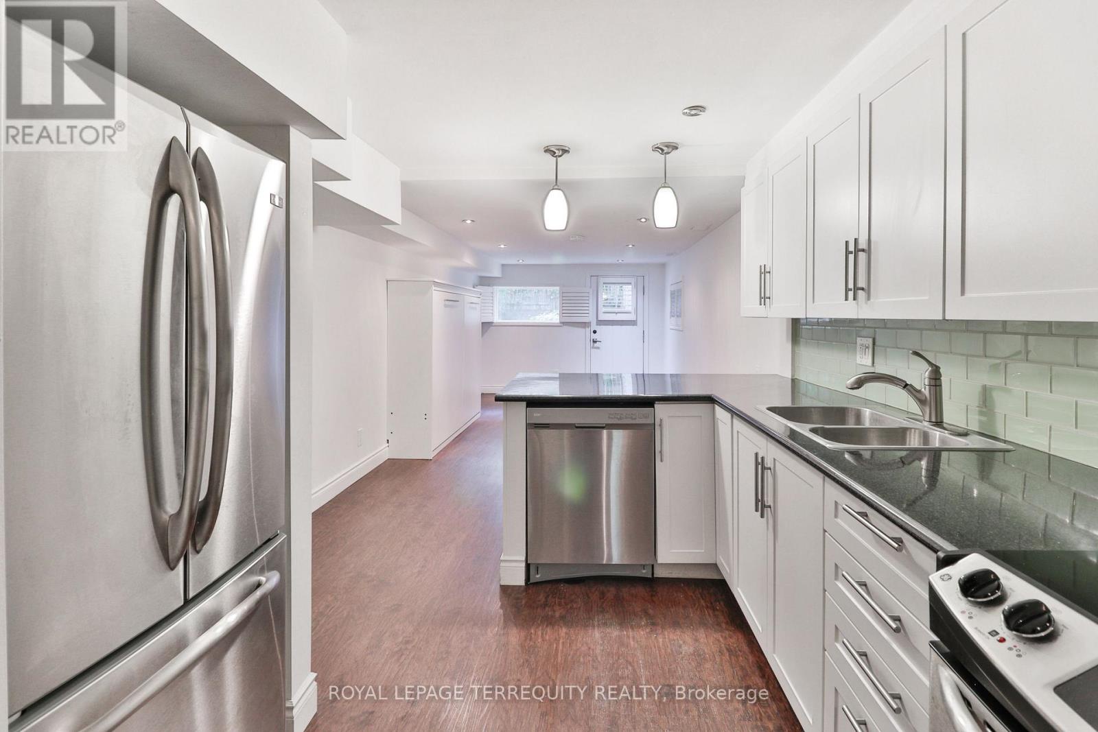 312 Kenilworth Avenue, Toronto (the Beaches), Ontario