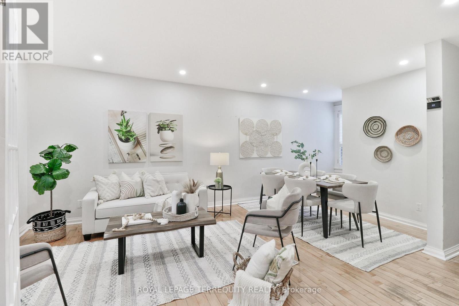 312 Kenilworth Avenue, Toronto (the Beaches), Ontario