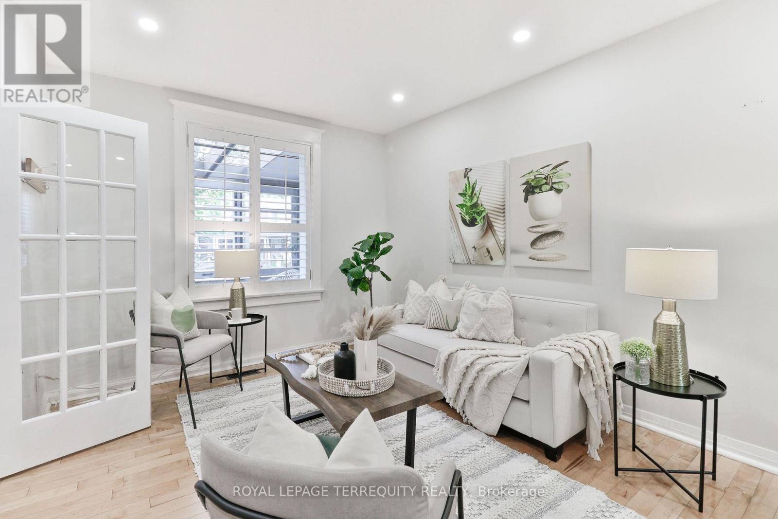 312 Kenilworth Avenue, Toronto (the Beaches), Ontario