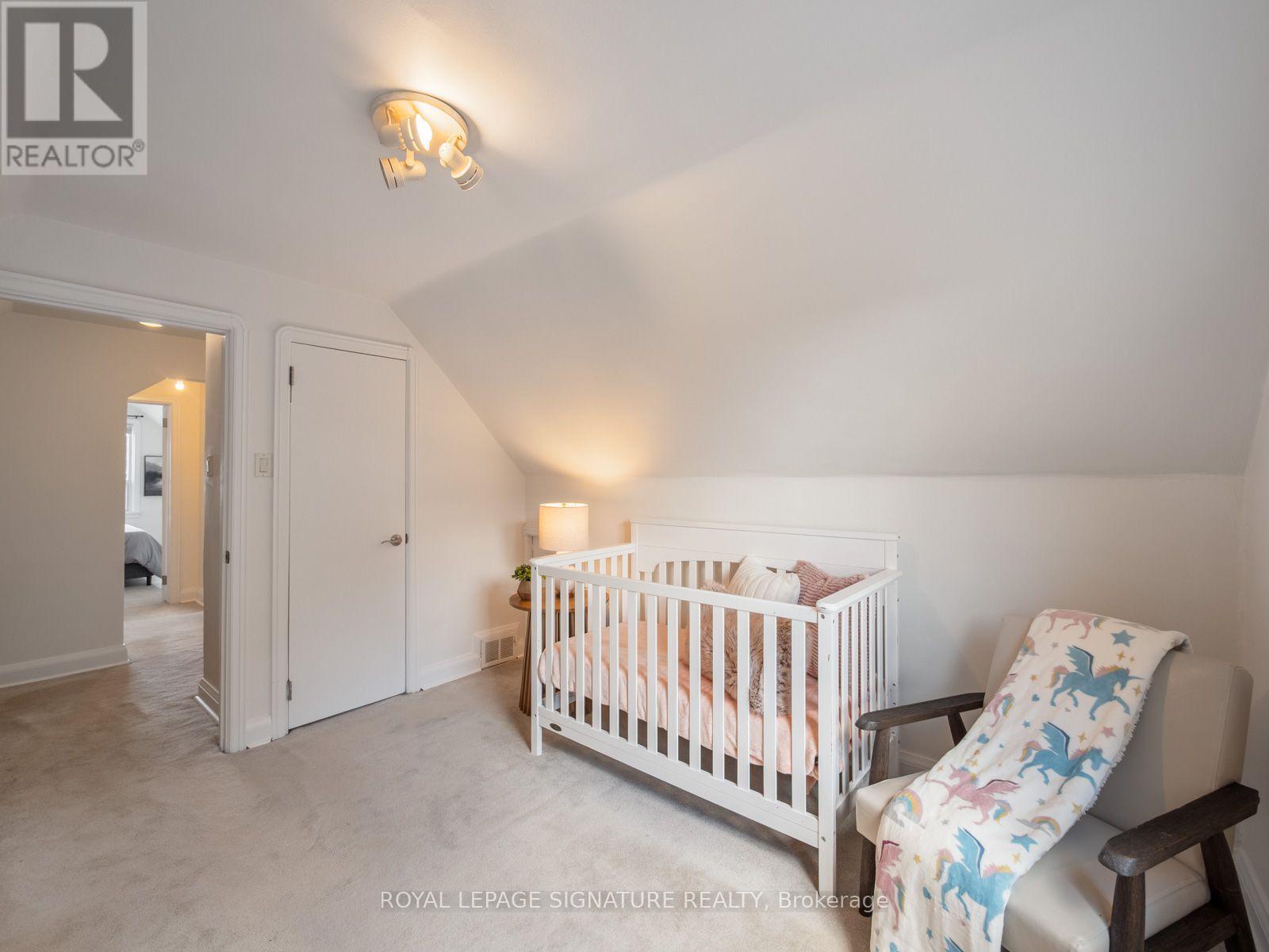 57 Yardley Avenue, Toronto (o'connor-parkview), Ontario