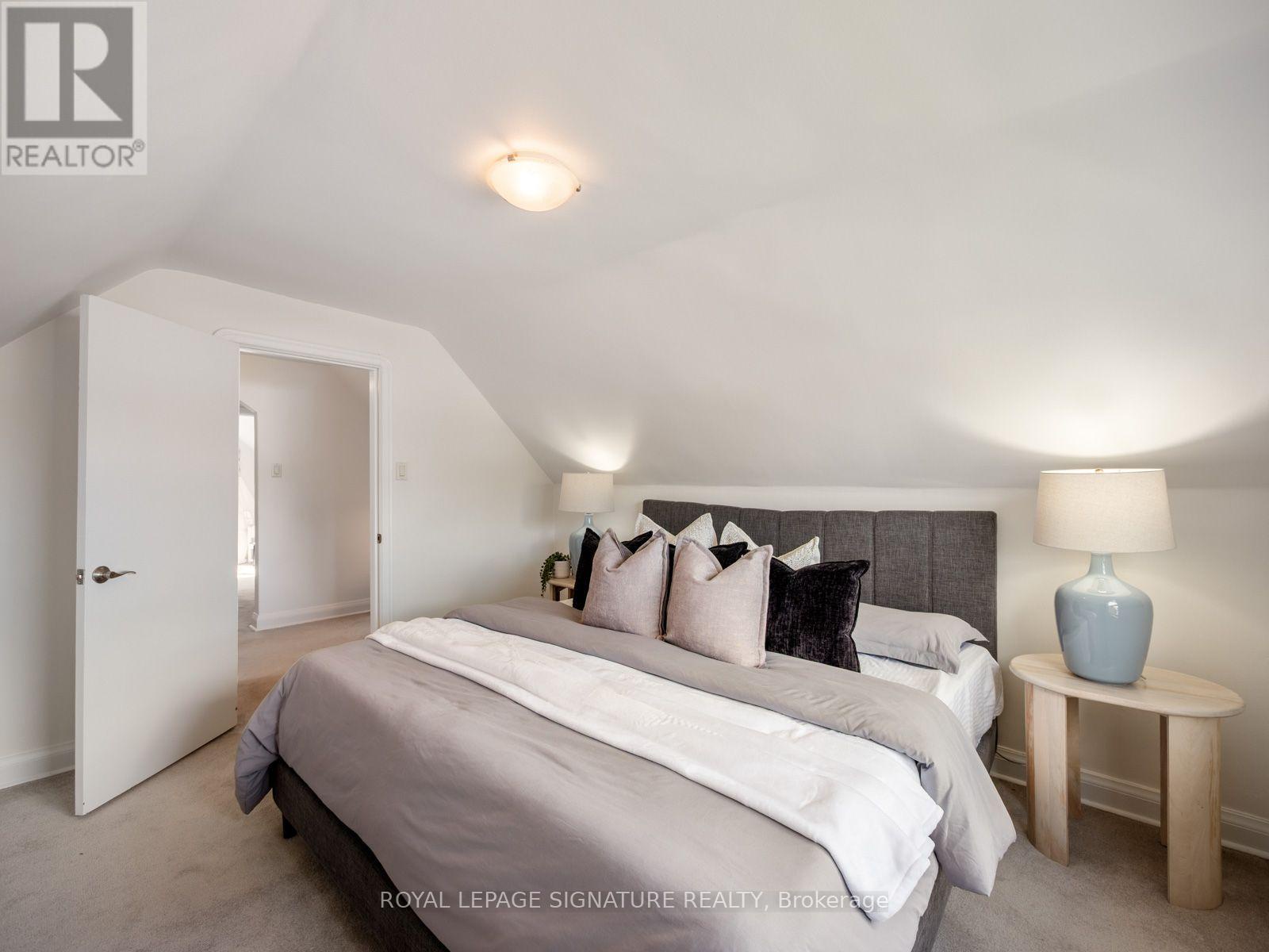 57 Yardley Avenue, Toronto (o'connor-parkview), Ontario