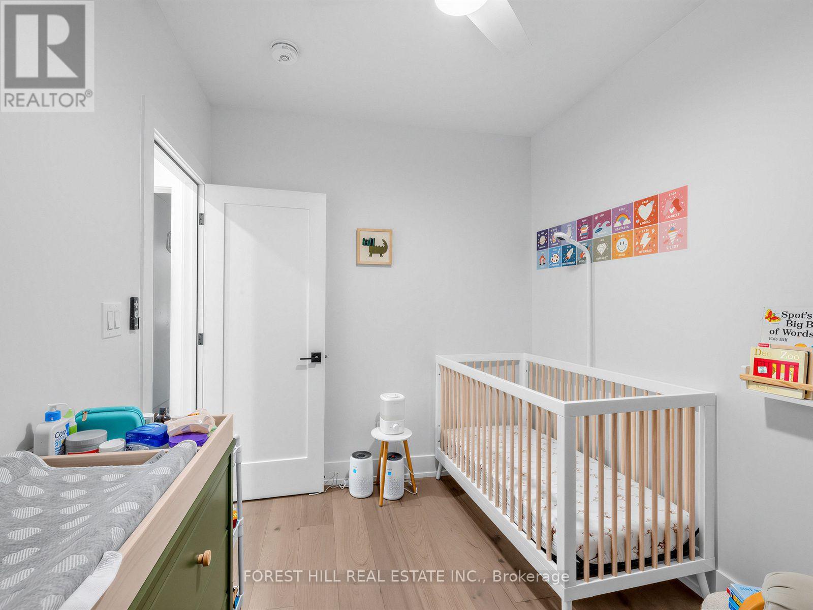 87 Palmerston Avenue, Toronto (trinity-bellwoods), Ontario