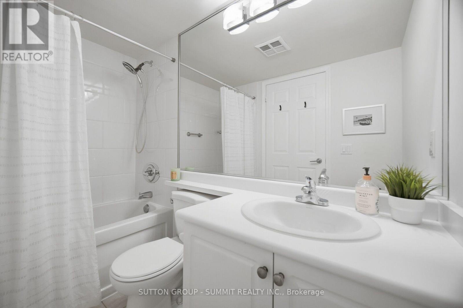 205 - 455 Rosewell Avenue, Toronto (lawrence Park South), Ontario