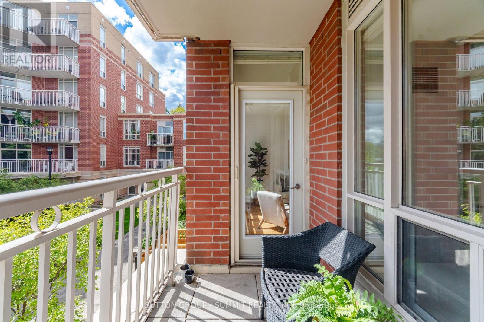 205 - 455 Rosewell Avenue, Toronto (lawrence Park South), Ontario