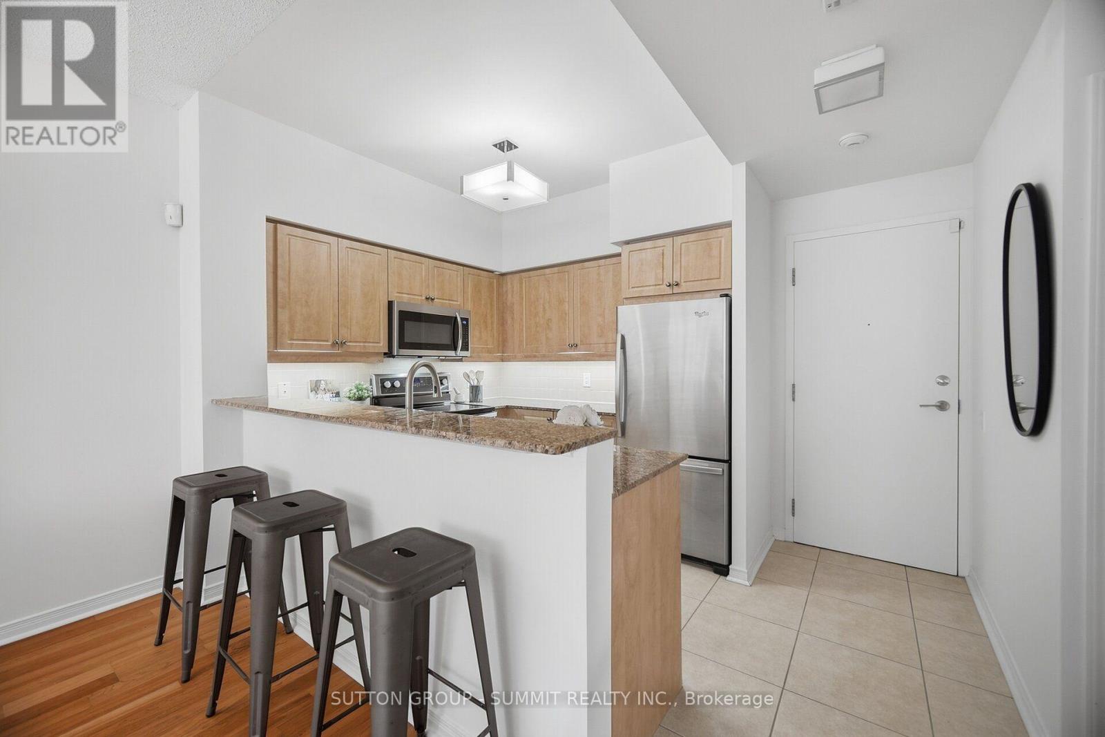 205 - 455 Rosewell Avenue, Toronto (lawrence Park South), Ontario