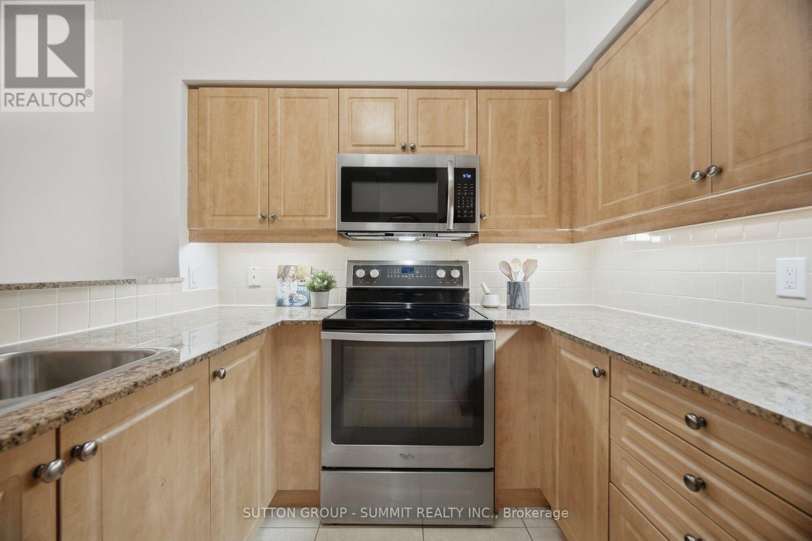 205 - 455 Rosewell Avenue, Toronto (lawrence Park South), Ontario