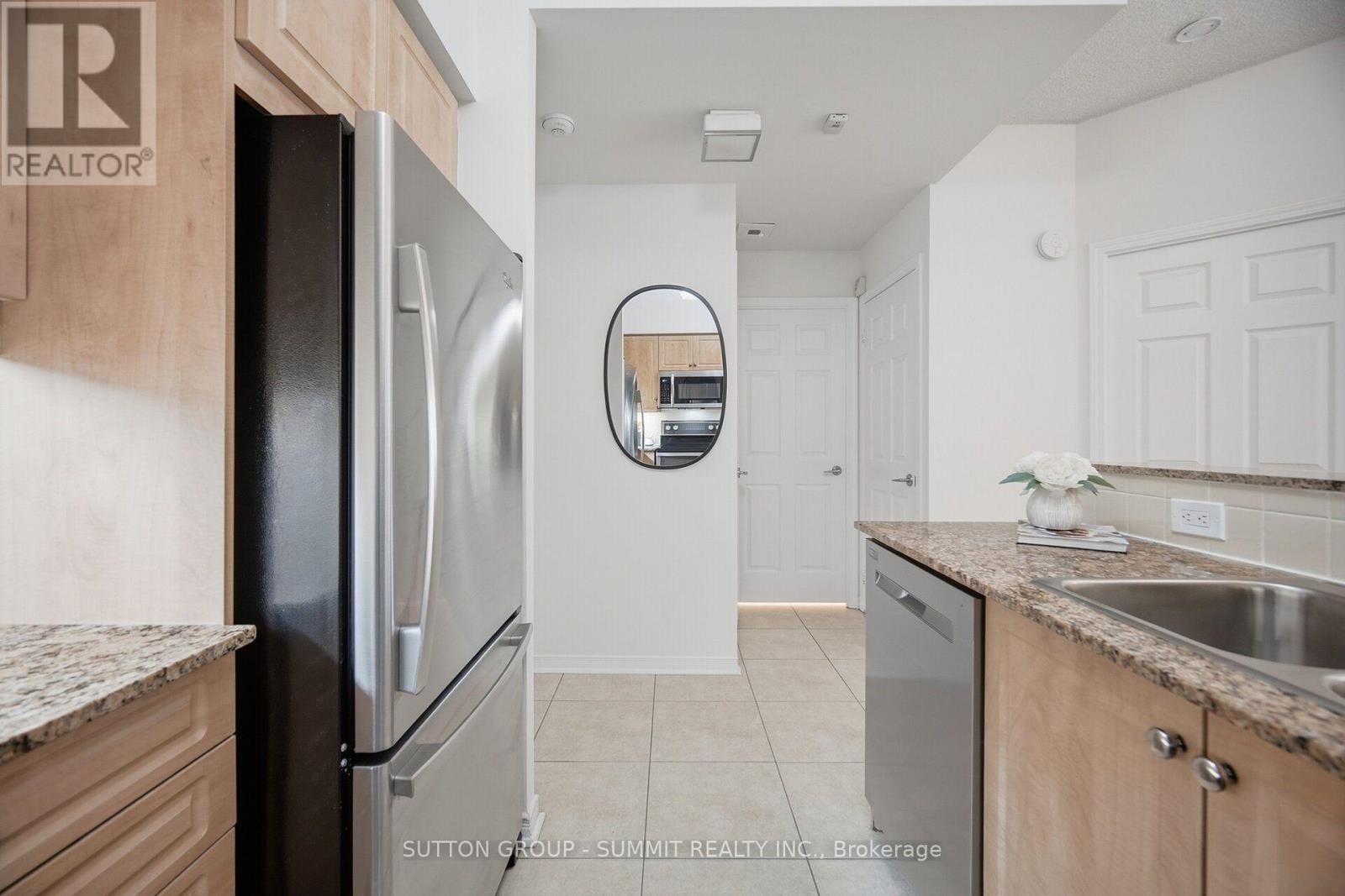 205 - 455 Rosewell Avenue, Toronto (lawrence Park South), Ontario