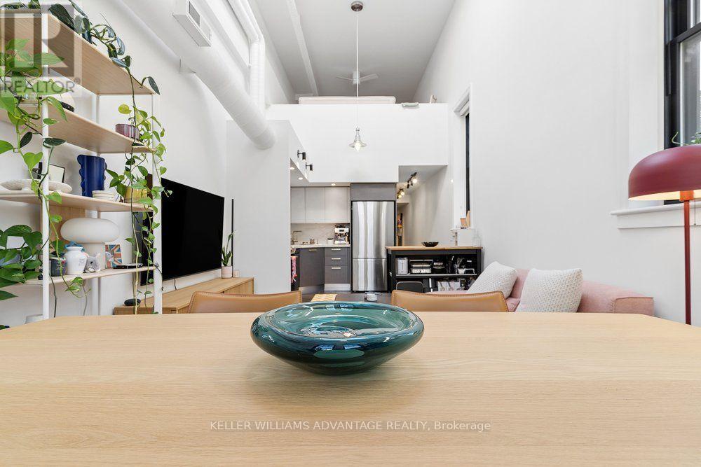 201 - 394 Euclid Avenue, Toronto (palmerston-little Italy), Ontario
