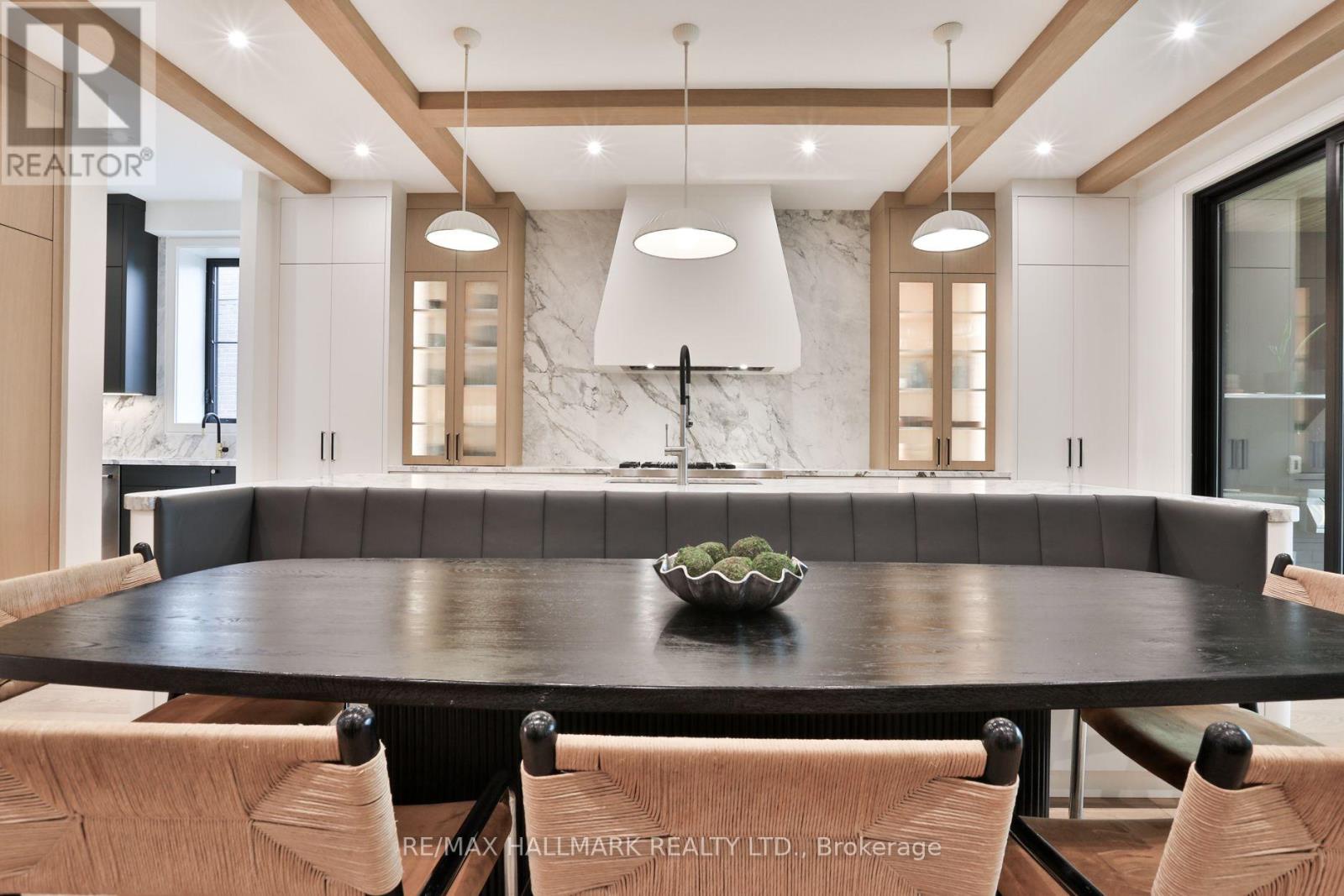 14 Risa Boulevard, Toronto (yorkdale-glen Park), Ontario