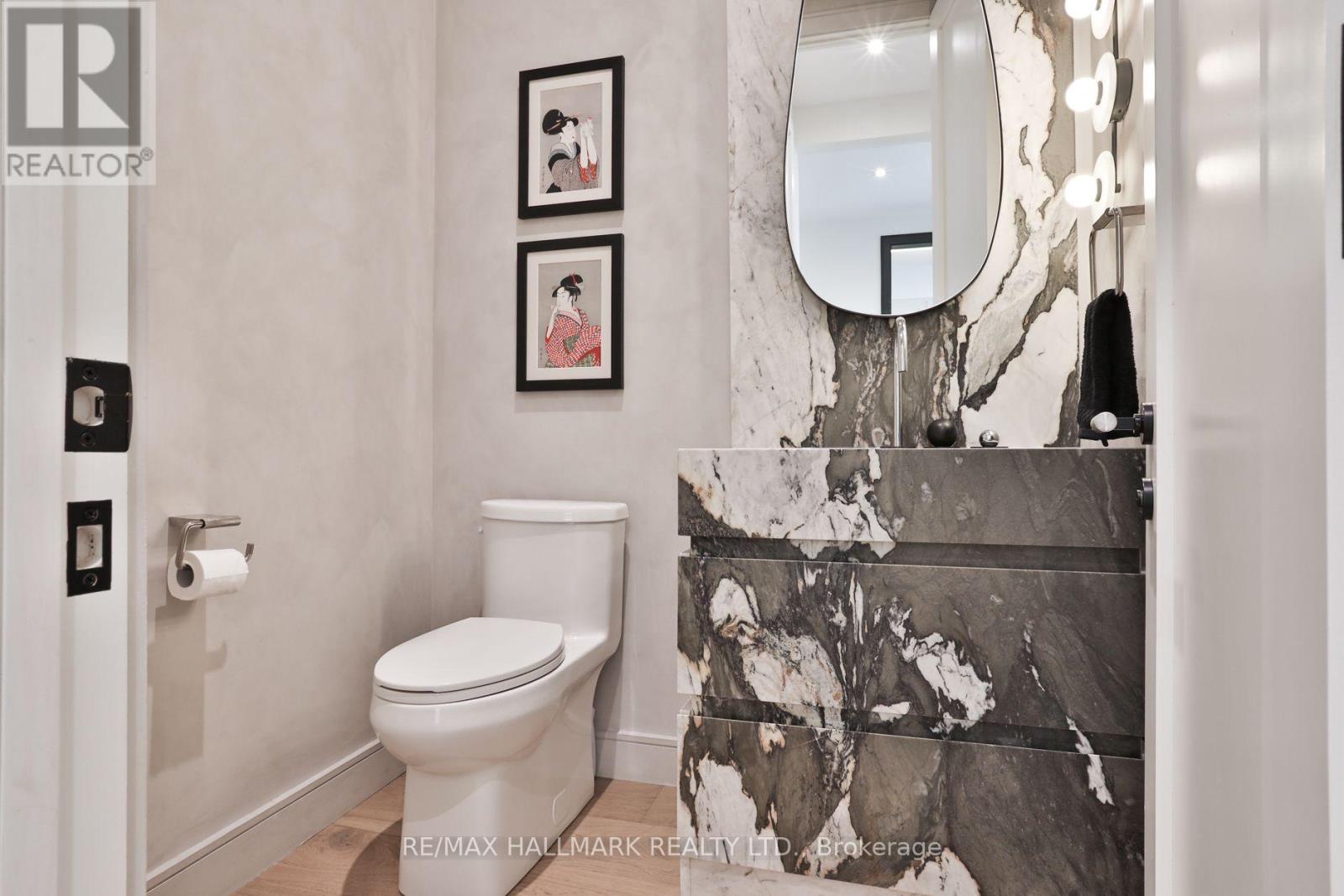 14 Risa Boulevard, Toronto (yorkdale-glen Park), Ontario