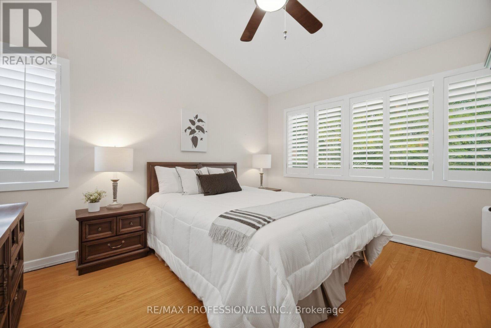 9 Humber Ridge Drive, Toronto (stonegate-queensway), Ontario