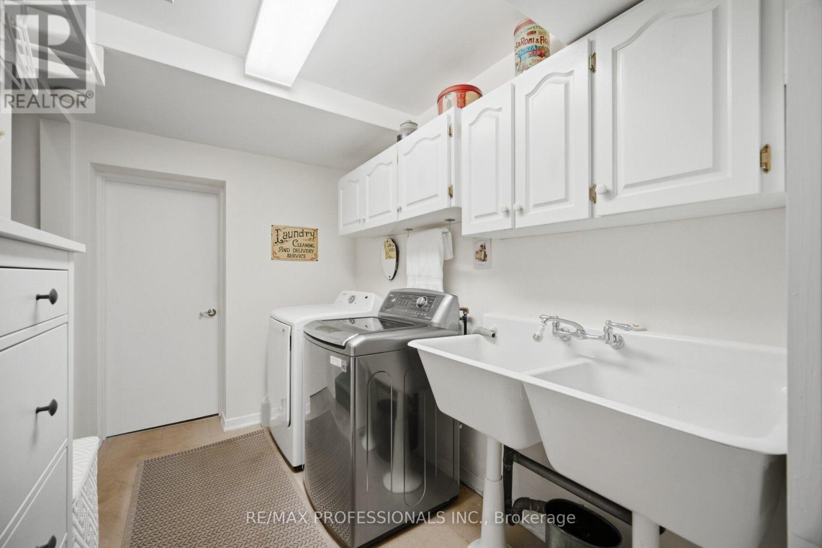 9 Humber Ridge Drive, Toronto (stonegate-queensway), Ontario