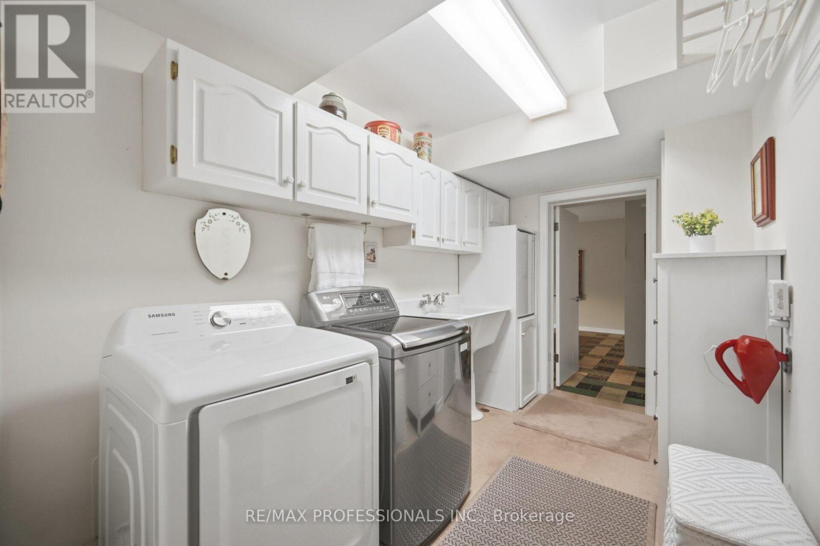 9 Humber Ridge Drive, Toronto (stonegate-queensway), Ontario