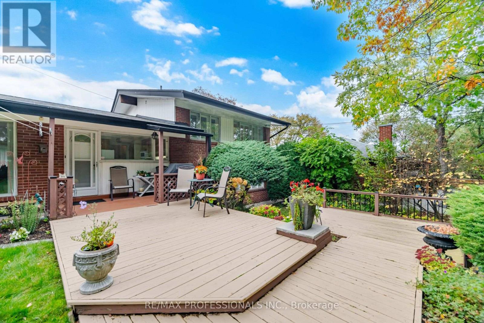 9 Humber Ridge Drive, Toronto (stonegate-queensway), Ontario