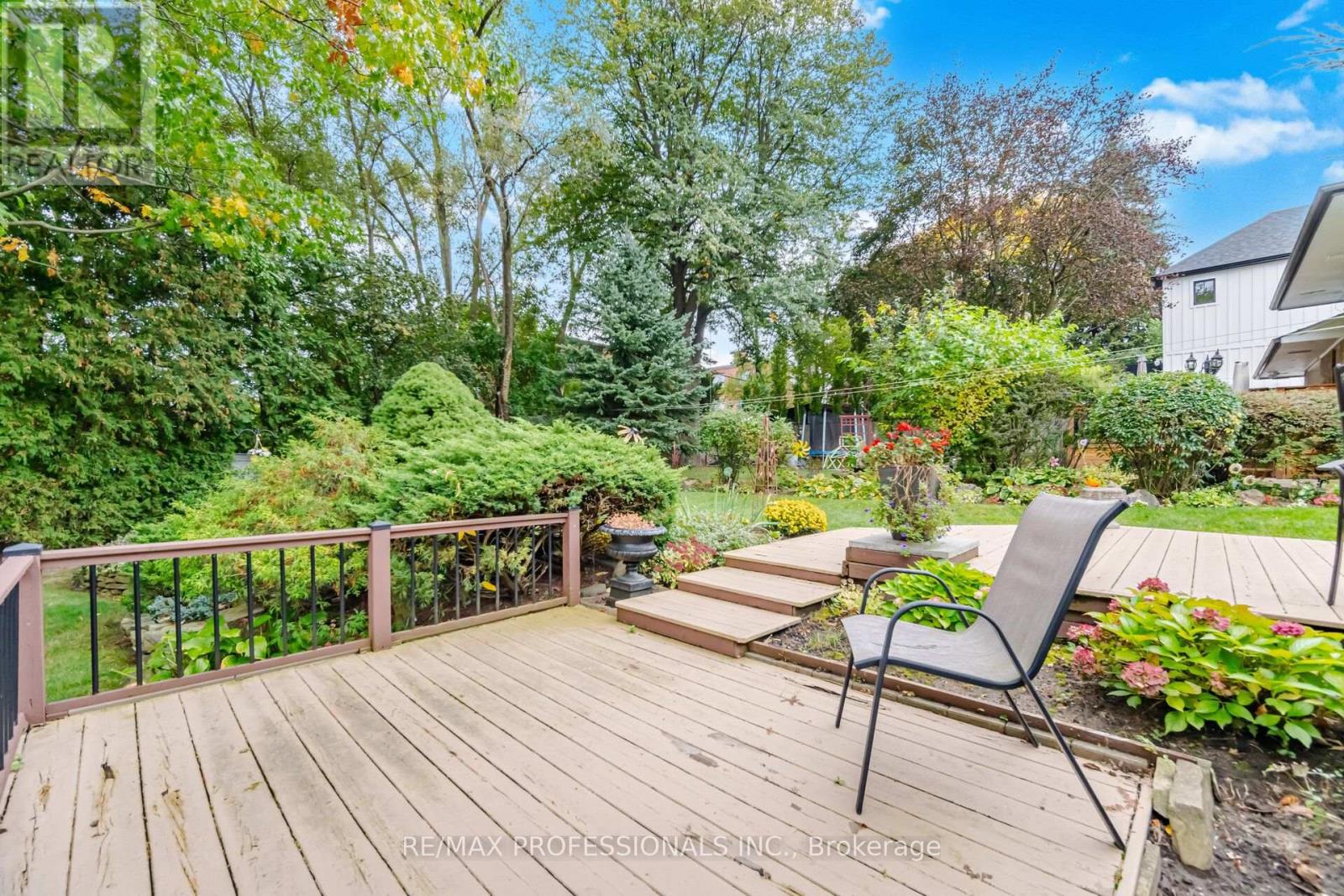 9 Humber Ridge Drive, Toronto (stonegate-queensway), Ontario