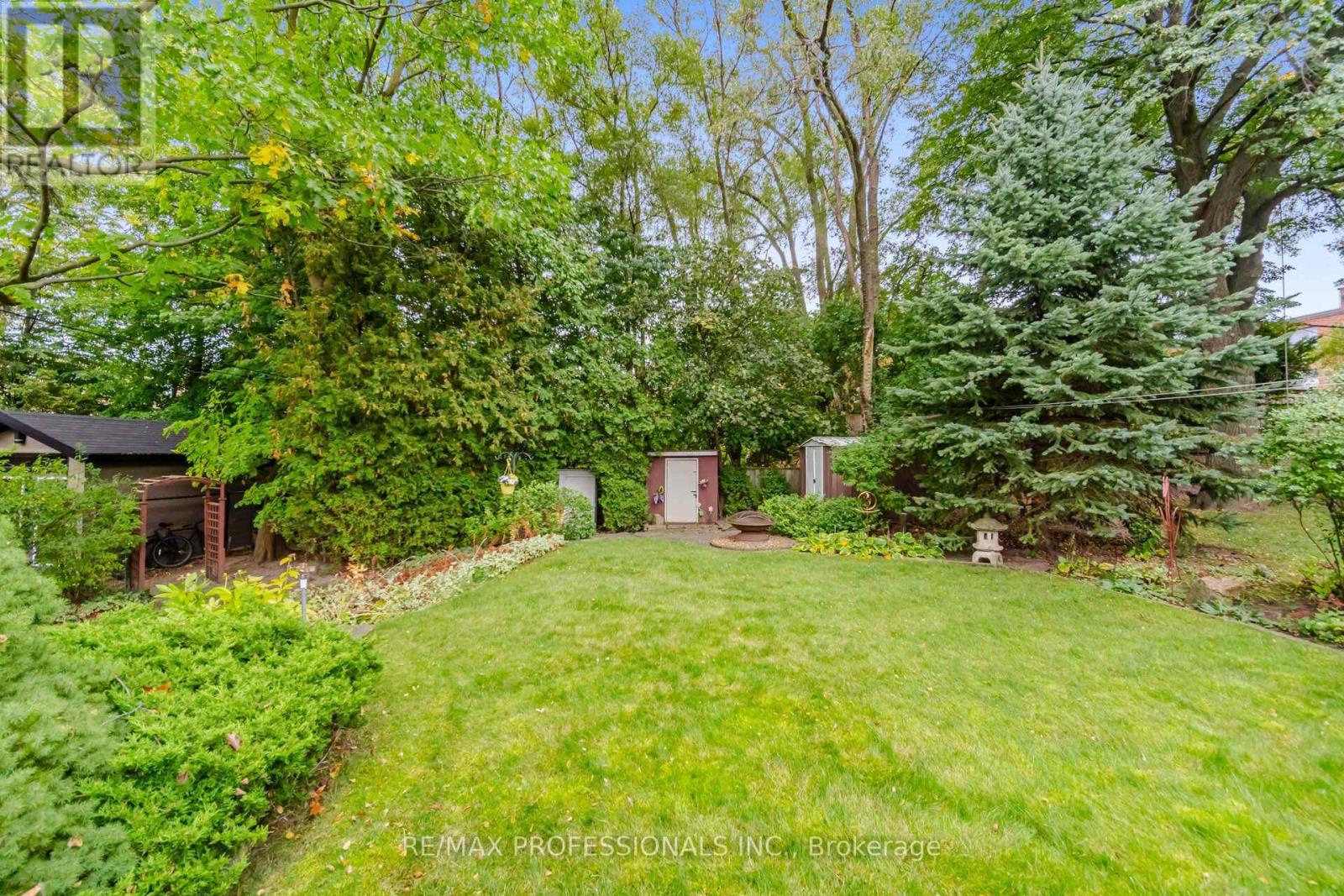 9 Humber Ridge Drive, Toronto (stonegate-queensway), Ontario