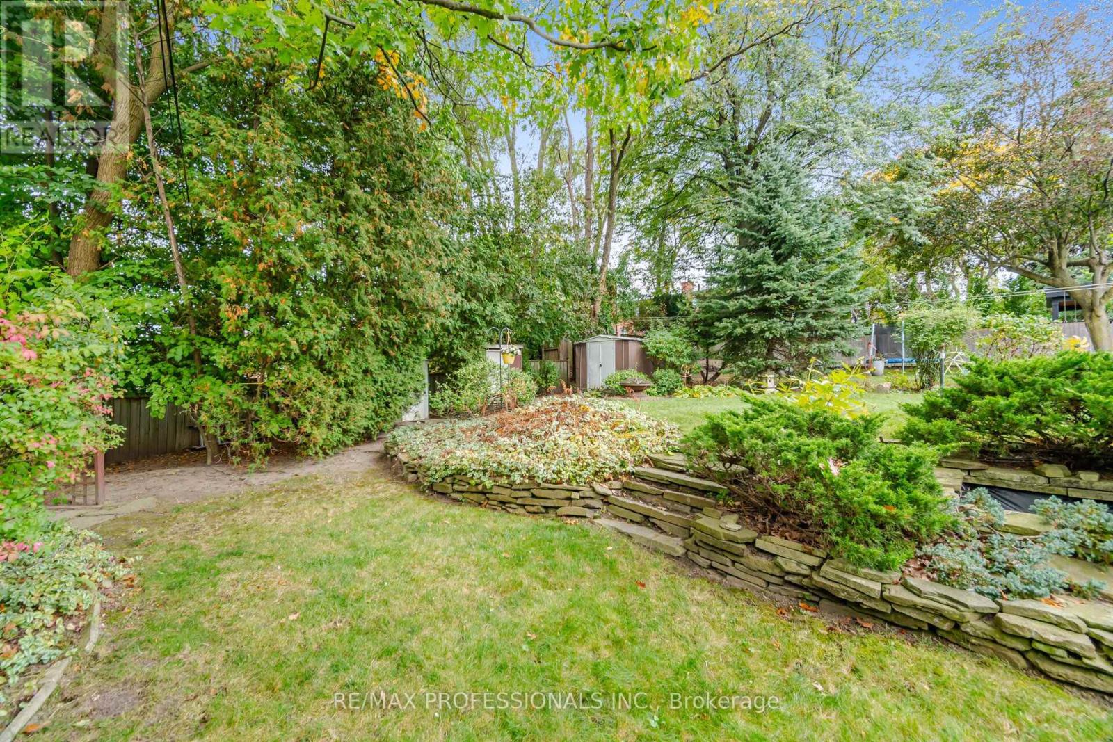 9 Humber Ridge Drive, Toronto (stonegate-queensway), Ontario