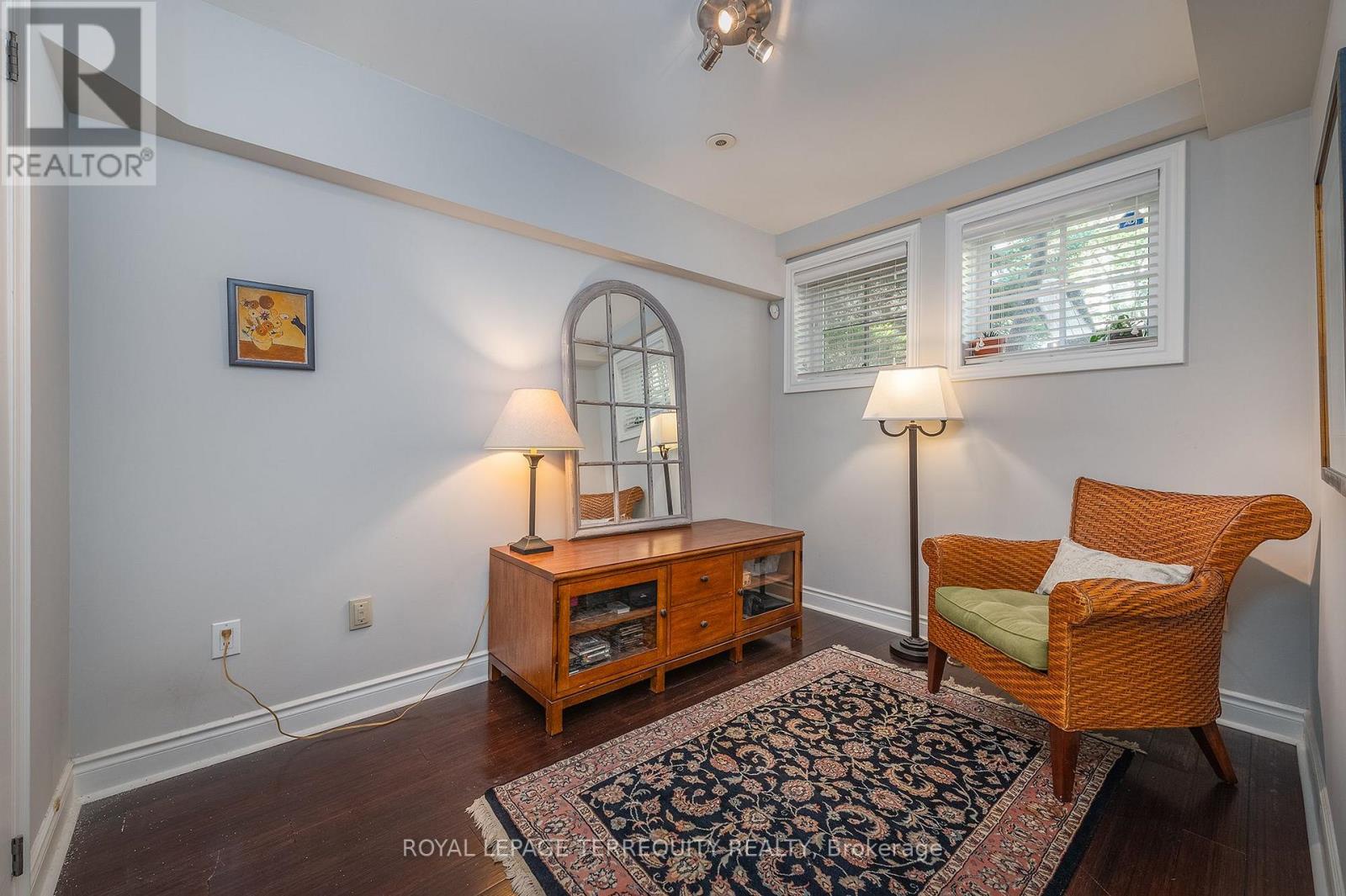 9 - 265 Van Dusen Boulevard, Toronto (islington-city Centre West), Ontario