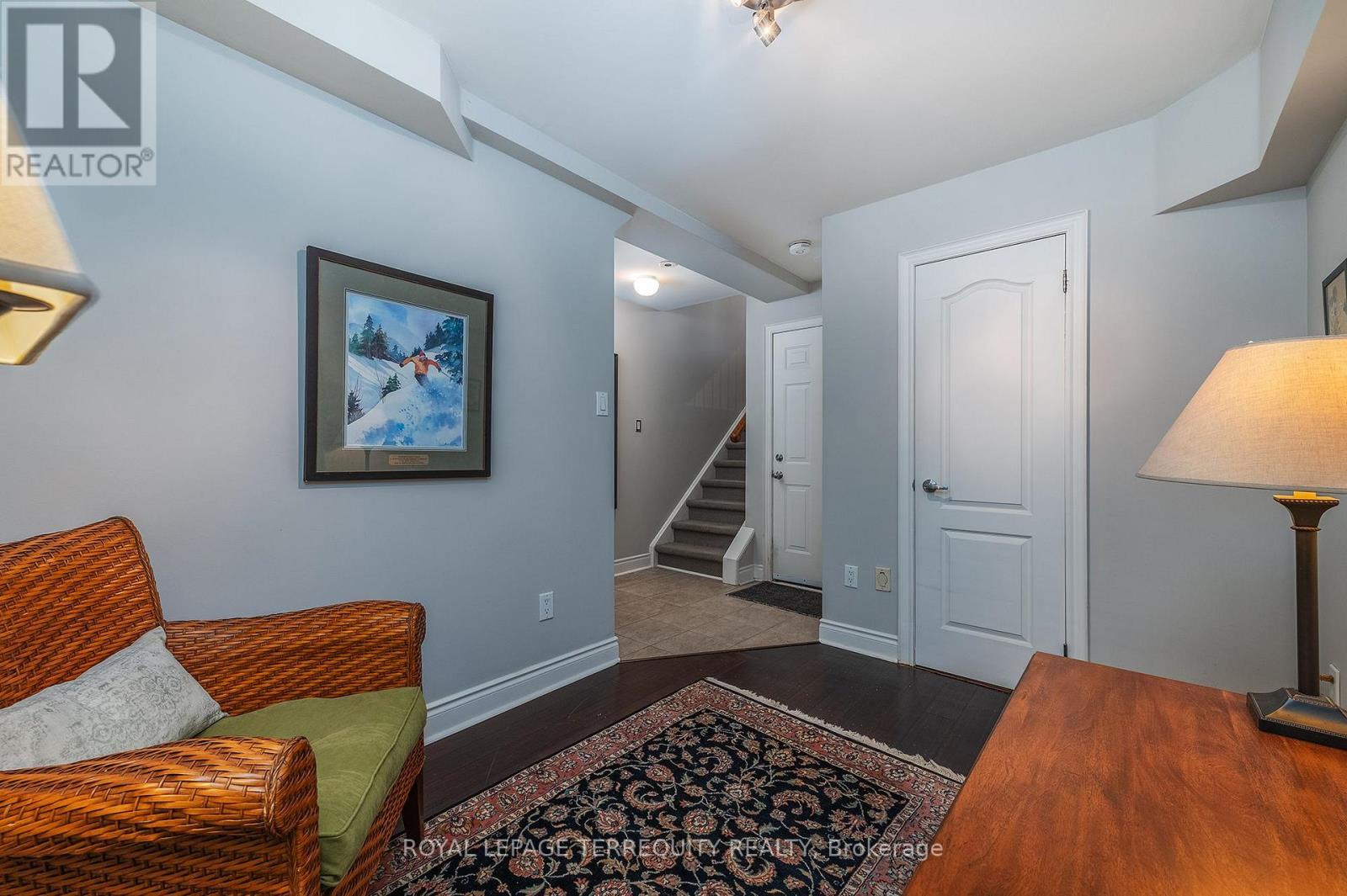 9 - 265 Van Dusen Boulevard, Toronto (islington-city Centre West), Ontario