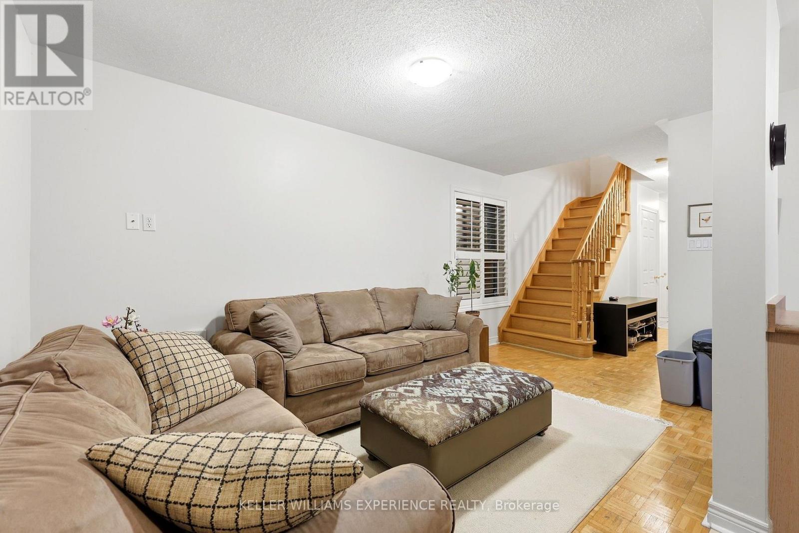 13 Katrina Court, Toronto (rustic), Ontario