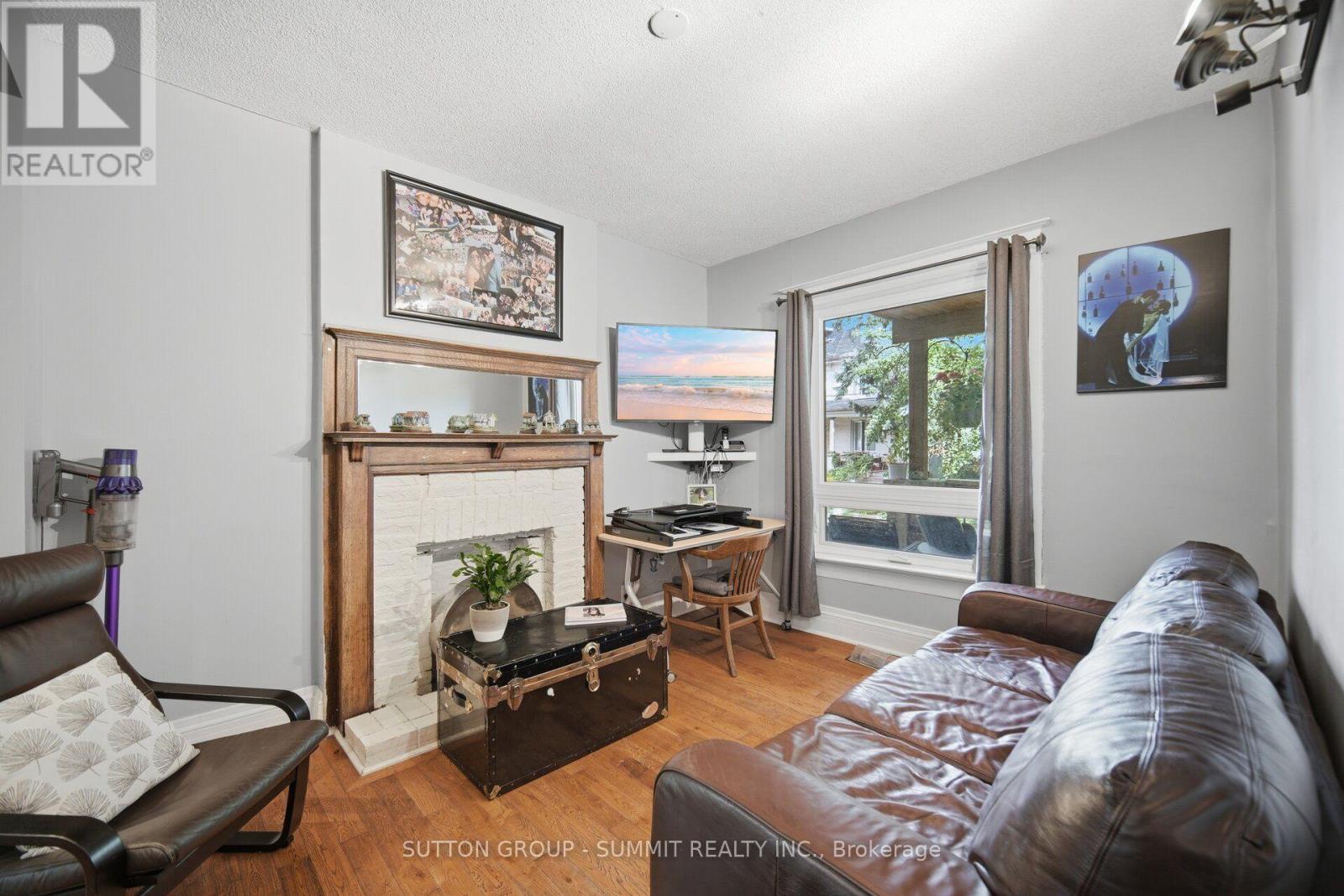 500 Indian Grove, Toronto (junction Area), Ontario