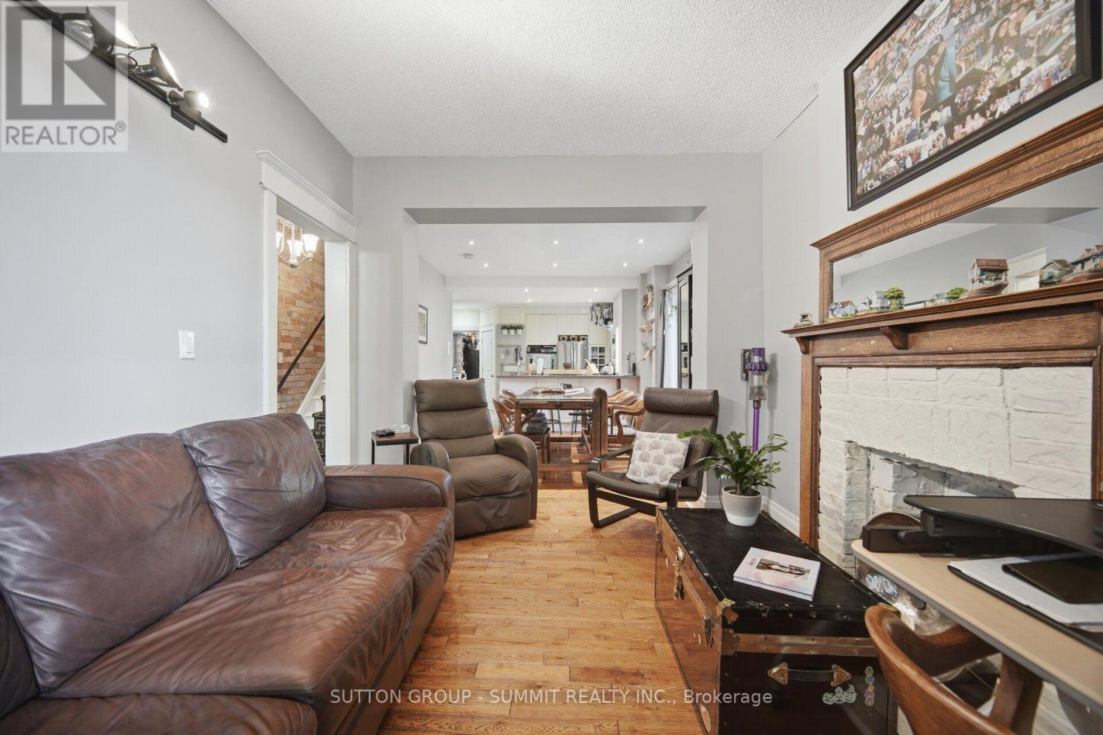 500 Indian Grove, Toronto (junction Area), Ontario